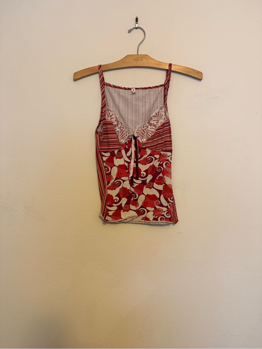 Red Patterned Lace-Trim Camisole Tank Top
